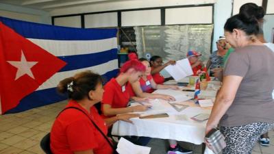 Más de 5,3 millones de cubanos votaron en comicios municipales