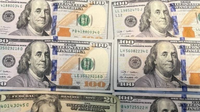 Cuba vuele a aceptar dólares estadounidenses en cuentas bancarias
