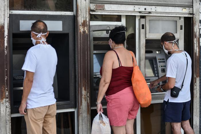 Dispone Banco Central de Cuba nuevas medidas para la bancarización del país